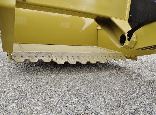 Bridgeview - Pulldozer 1220A scraper pan cutting edge blades