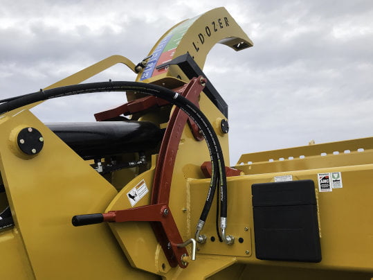 Bridgeview - Pulldozer 1220A scraper GPS tower